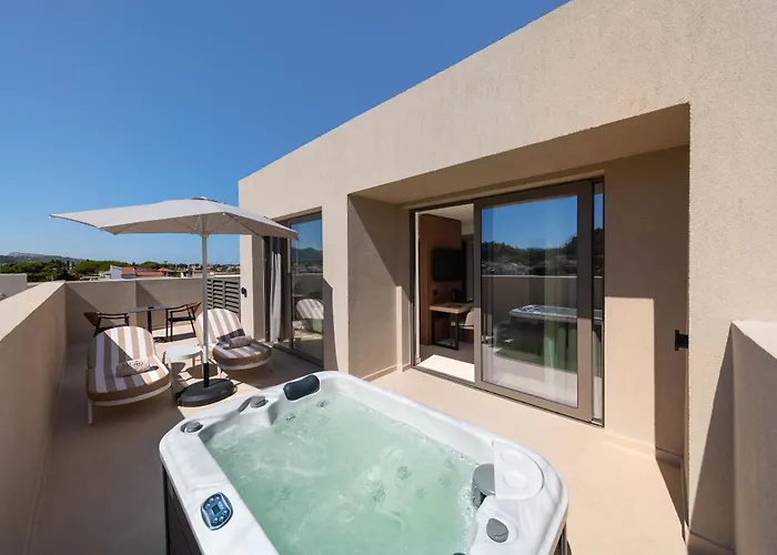 Alizo Comfort Chic Rhodes - Adults Only